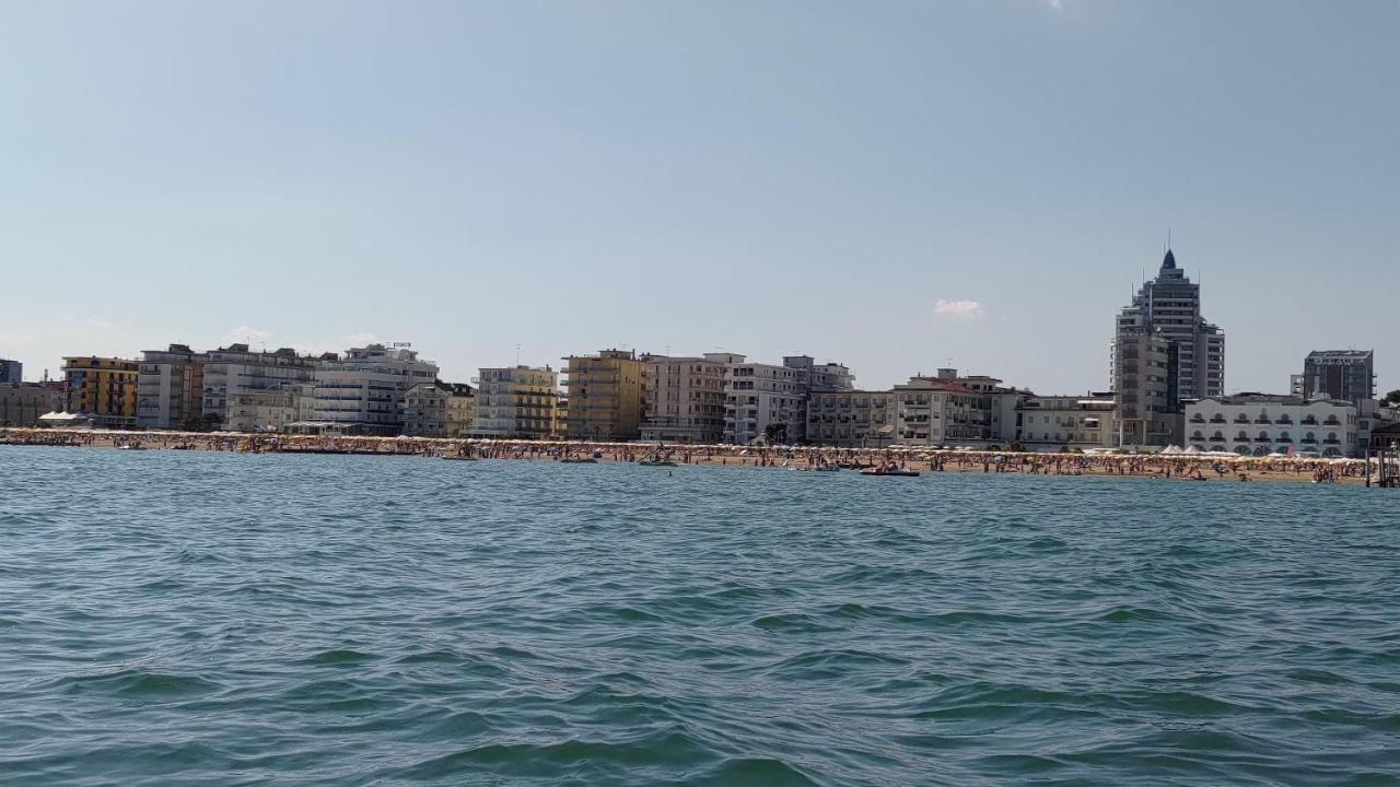 Fronte Mare-Residence Union 9 Lido di Jesolo Buitenkant foto
