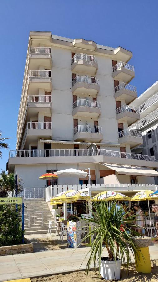 Fronte Mare-Residence Union 9 Lido di Jesolo Buitenkant foto